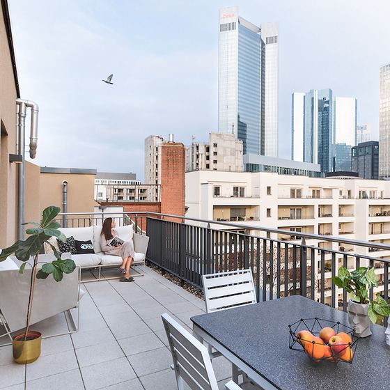 Dachterrasse des Business Apartments in der Elbestraße